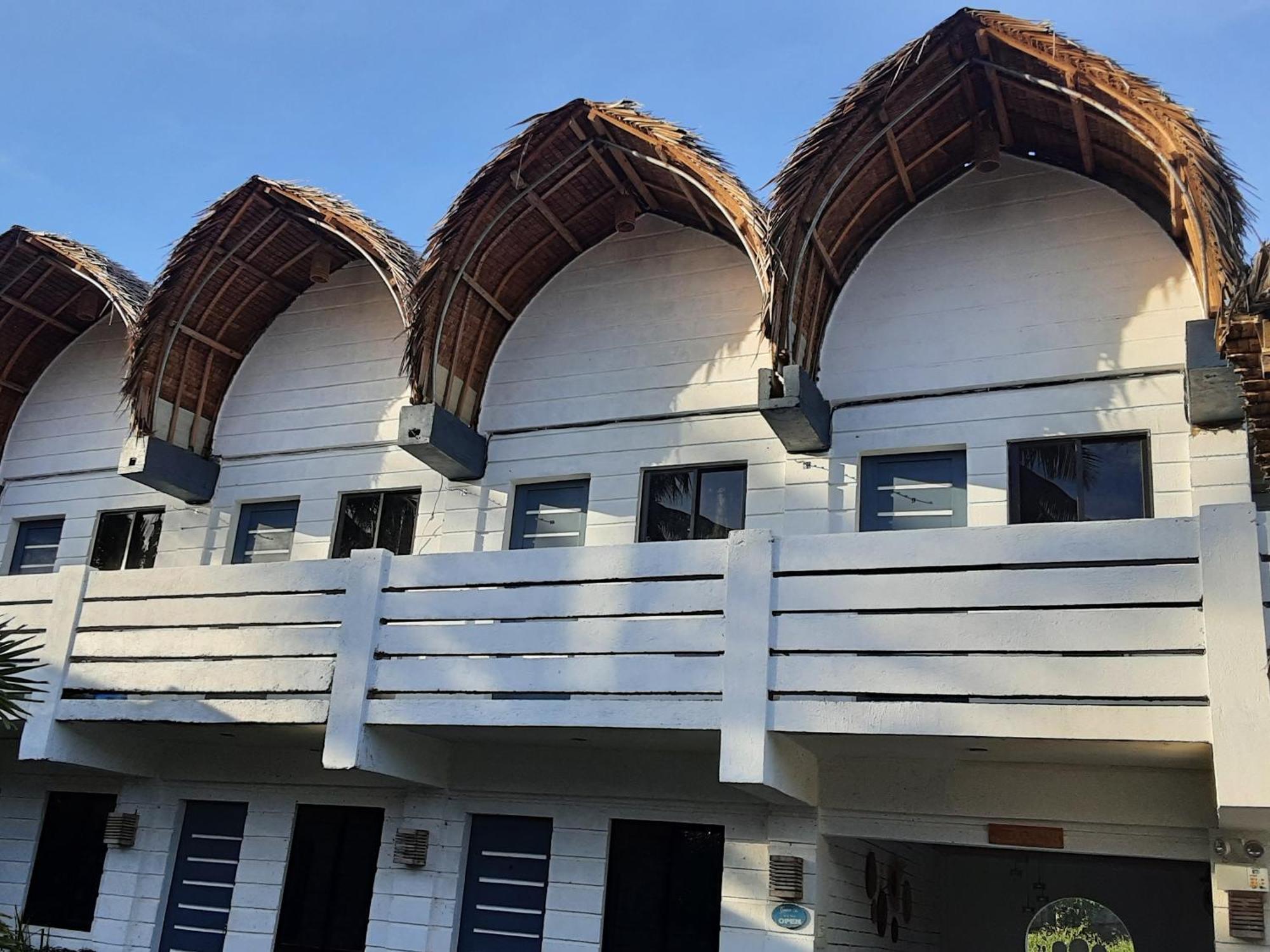 Point F Siargao Apartment Catangnan Exterior photo